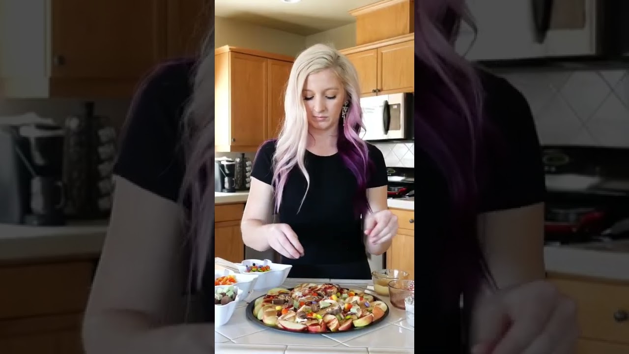 Halloween Dessert Nachos