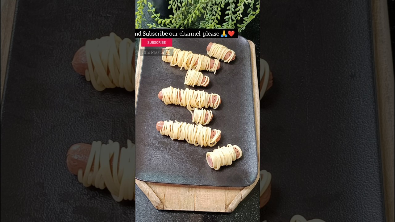 My cooking's gone viral....ly wrapped /Sausage Mummy Family #halloween #halloween2024 #pasta #anime
