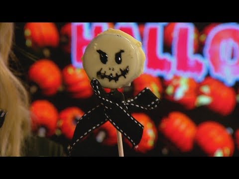 HALLOWEEN GHOST OREO POPS easy kids baking recipe (how to)