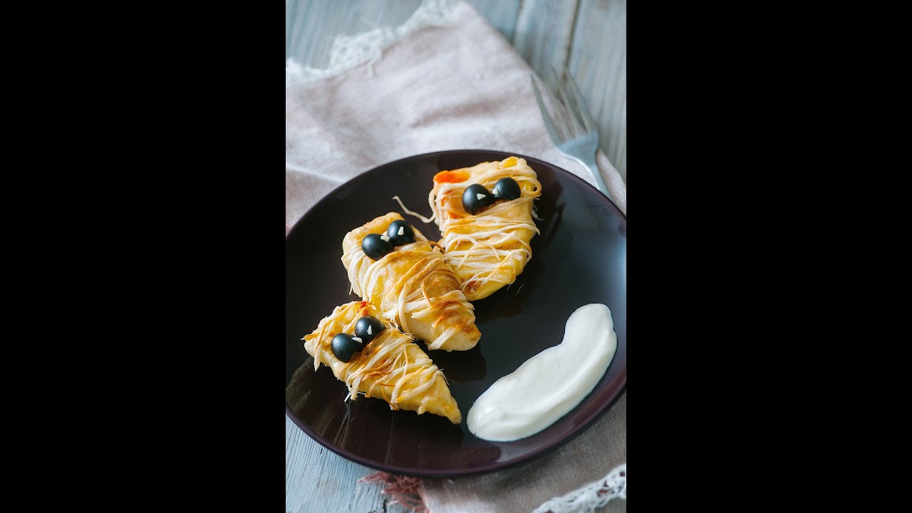 How To Make Bell Pepper Nacho Mummies | Halloween Recipes