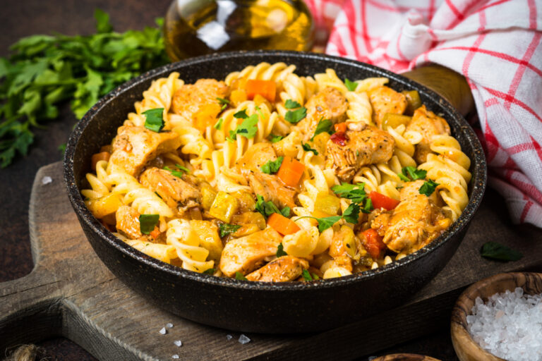 Pasta with Chicken and vegetables.