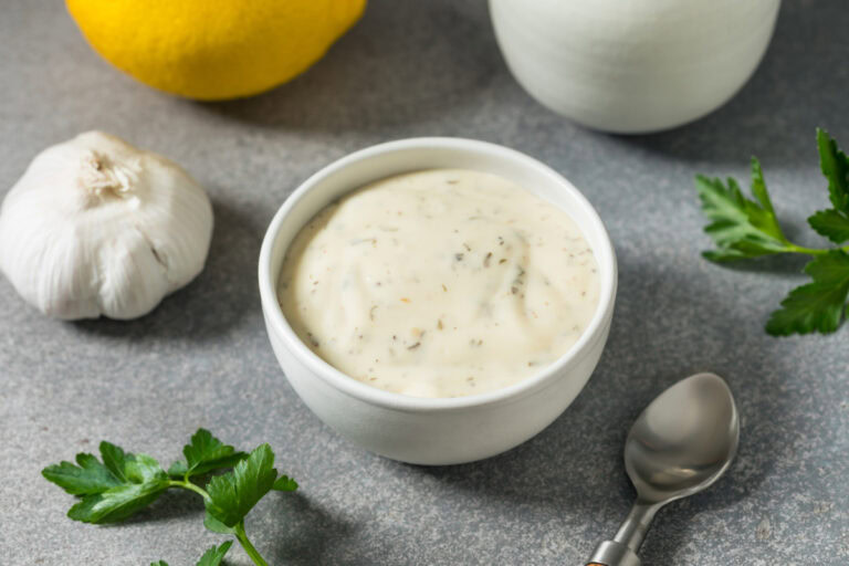 Homemade Ranch Salad Dressing Recipe