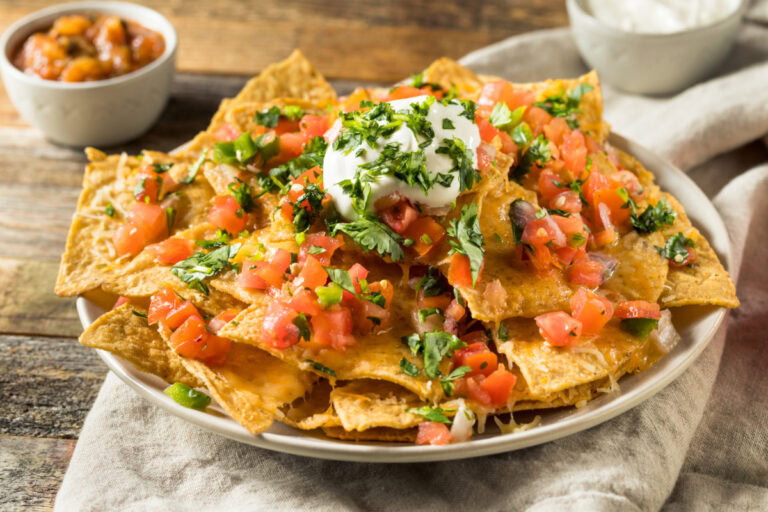 Mexican Cheesy Nachos Recipe