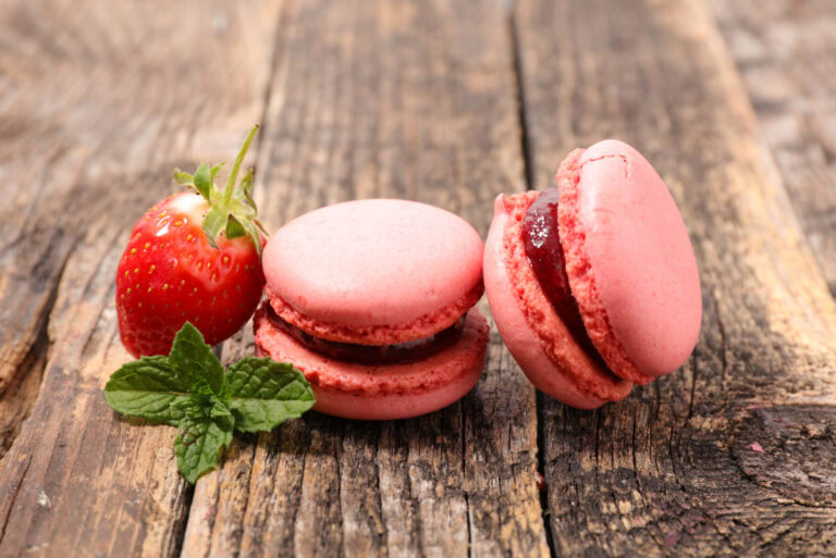 Strawberry Macarons Recipe